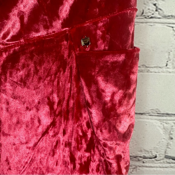 FABLETICS CRUSHED VELOUR CROSSOVER STRAWBERRY 🍓 RED LEGGINGS SIZE (L) - Picture 11 of 12